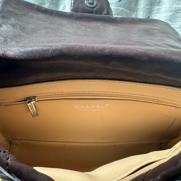 Chanel Brown Calfskin/Lambskin Shoulder Bag - Picture 6 of 8